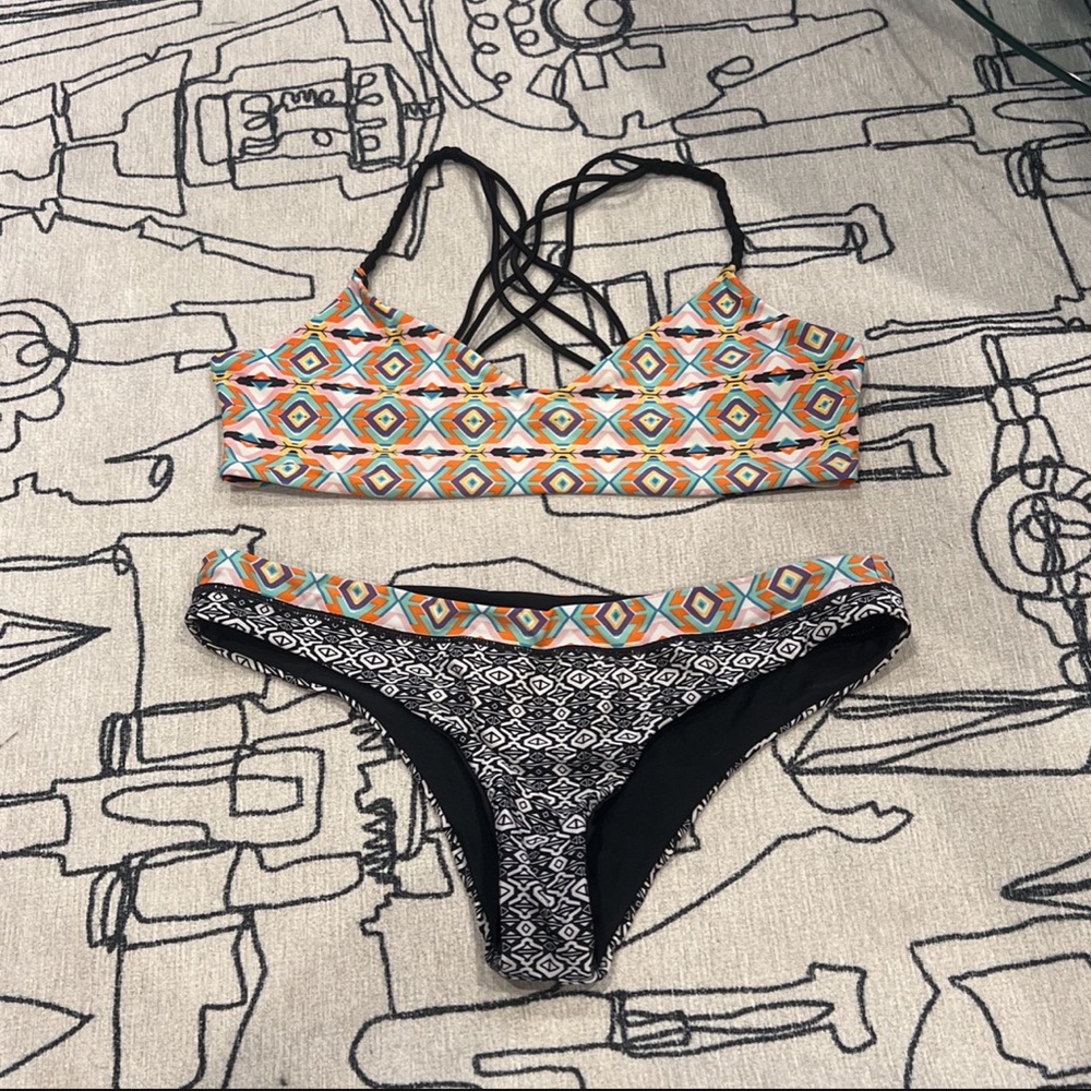 Cute bikini set from pac sun (: